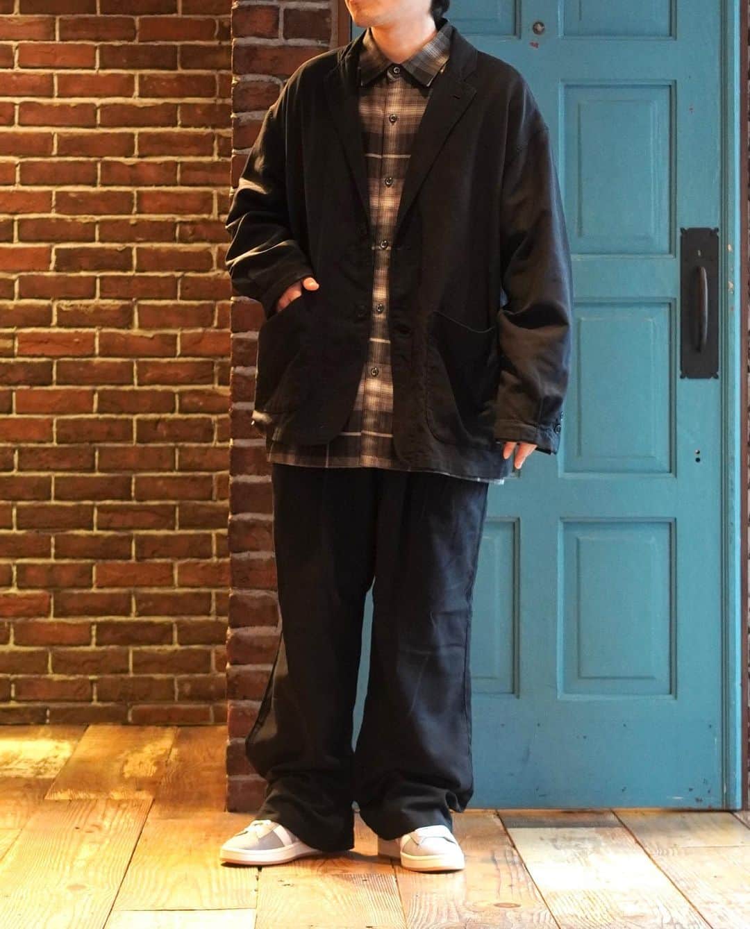 ARKさんのインスタグラム写真 - (ARKInstagram)「COOTIE PRODUCTIONS  Garment Dyed Double Cloth Lapel Jacket ¥41,800-(tax in)  Garment Dyed Double Cloth 2 Tuck Wide Easy Trousers ¥29,700-(tax in)  #cootie #cootieproductions  @arknets_jp_official」4月15日 16時49分 - ark_utsunomiya