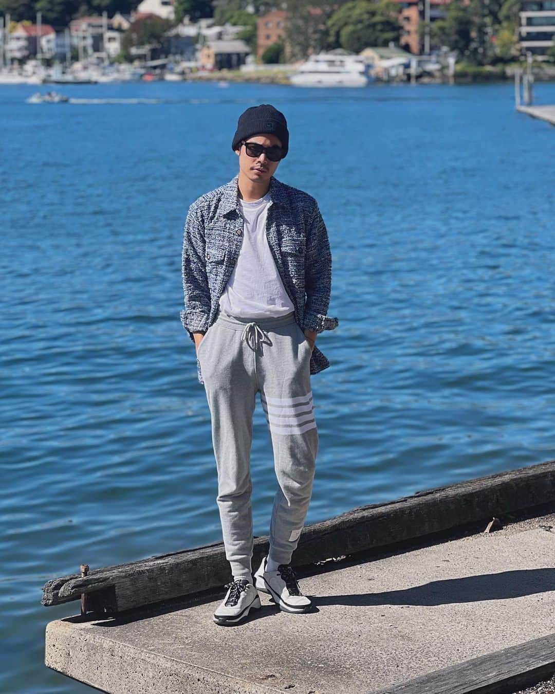 Christoffer Chengのインスタグラム：「Can sweatpants be on trend like, forever? 🙊  Beanie: @acnestudios  T-shirt: @maisonkitsune  Tweed shirt: @portugueseflannel  Sweatpants: @thombrowne  Sneakers: @chanelofficial  📸: @jacinda11」