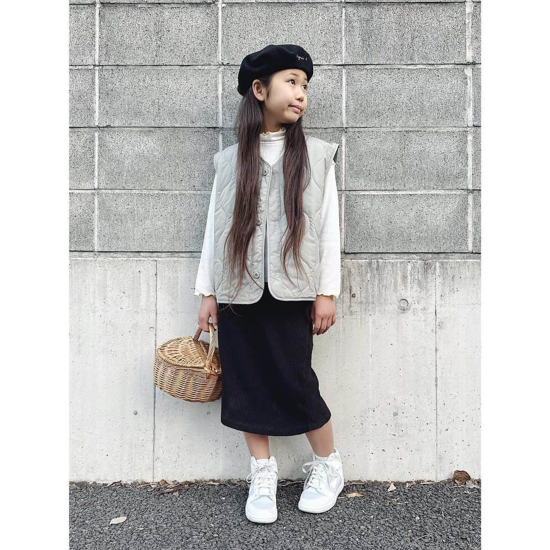 takacolaのインスタグラム：「⋆ @ciaopanictypy_kids  スウェットとベストセットです*✦.*⋆ ⋆ かなり前に　#wear更新しました」