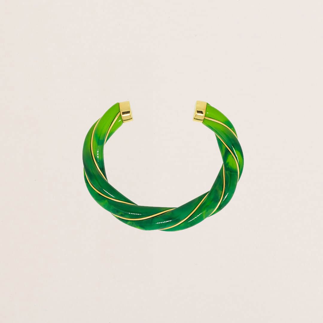 オーレリービダマンさんのインスタグラム写真 - (オーレリービダマンInstagram)「Tie & dye Jungle Diana is now available! 🦎🐊 #SS23 #jewellery #aureliebidermann」4月15日 18時02分 - aureliebidermann