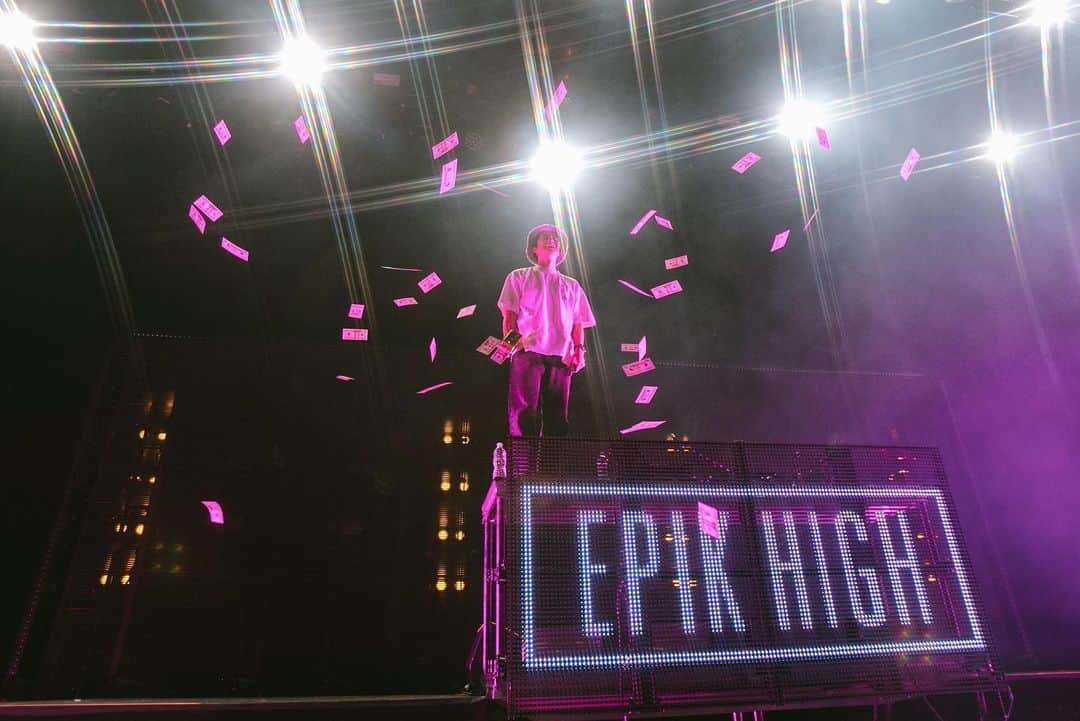 DJトゥーカッツ さんのインスタグラム写真 - (DJトゥーカッツ Instagram)「‘Las Vegas’ All Time High #epikhigh #epikhightour2023 #done」4月15日 18時18分 - realtukutz