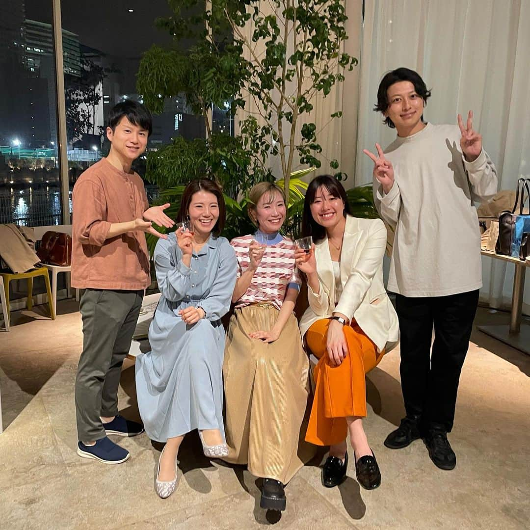 瀬戸口弘樹さんのインスタグラム写真 - (瀬戸口弘樹Instagram)「昨日は姫４人とたつろう君のスタジオで開催されたイベントに遊びにいきました🌸🫧✨  素敵な御縁ばかりで会うべきタイミングで出会っている感覚がすごくあって、これからが楽しみな一日になりました🐬🫧✨  たつろうくん誘ってくれてありがとうbeauty🌸🫧✨  姫達もありがとうbeautyだよ🌸🫧✨  この御縁に感謝です🙏🌸🫧✨  #バチェロレッテ　#谷口達郎　#瀬戸口弘樹　#バチェロレッテ 1 #僕とデータしよう　#美肌めくれば獣です　#写真家　#美容男子」4月15日 19時02分 - hirokisetoguchi