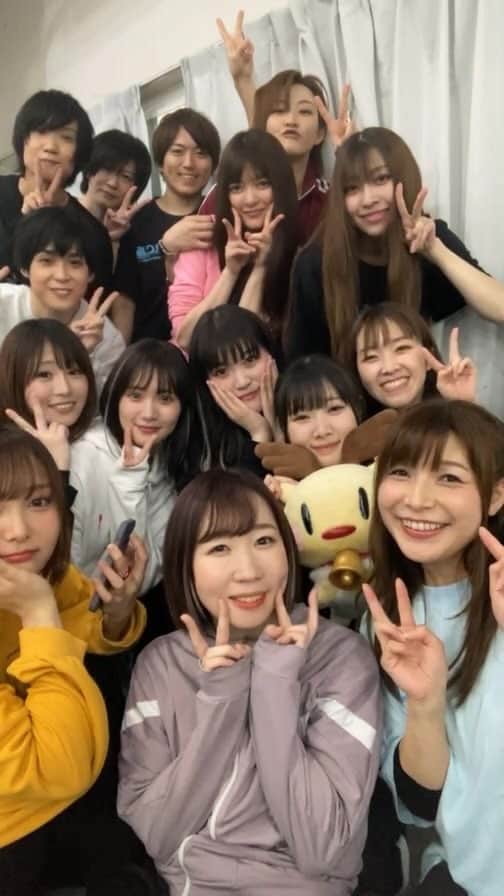 新田恵海のインスタグラム：「#舞台DC3  稽古場からインスタライブお届けしました🌸  4/19(水)-24(月) 上野  飛行船シアターにて上演です🪄  https://hikosen.co.jp/eigeki/dc3/」