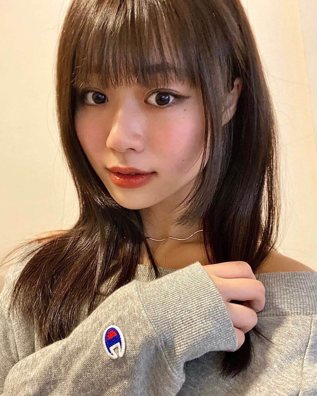 多田成美のインスタグラム：「💗  泣きぼくろはアイラインでちょんっとしました🤫  #多田成美」