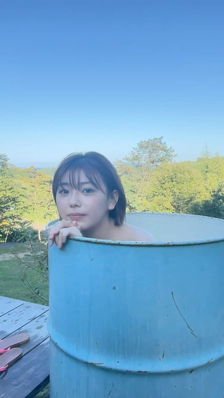 大熊杏優のインスタグラム：「ドラム缶風呂気持ちかった👾」