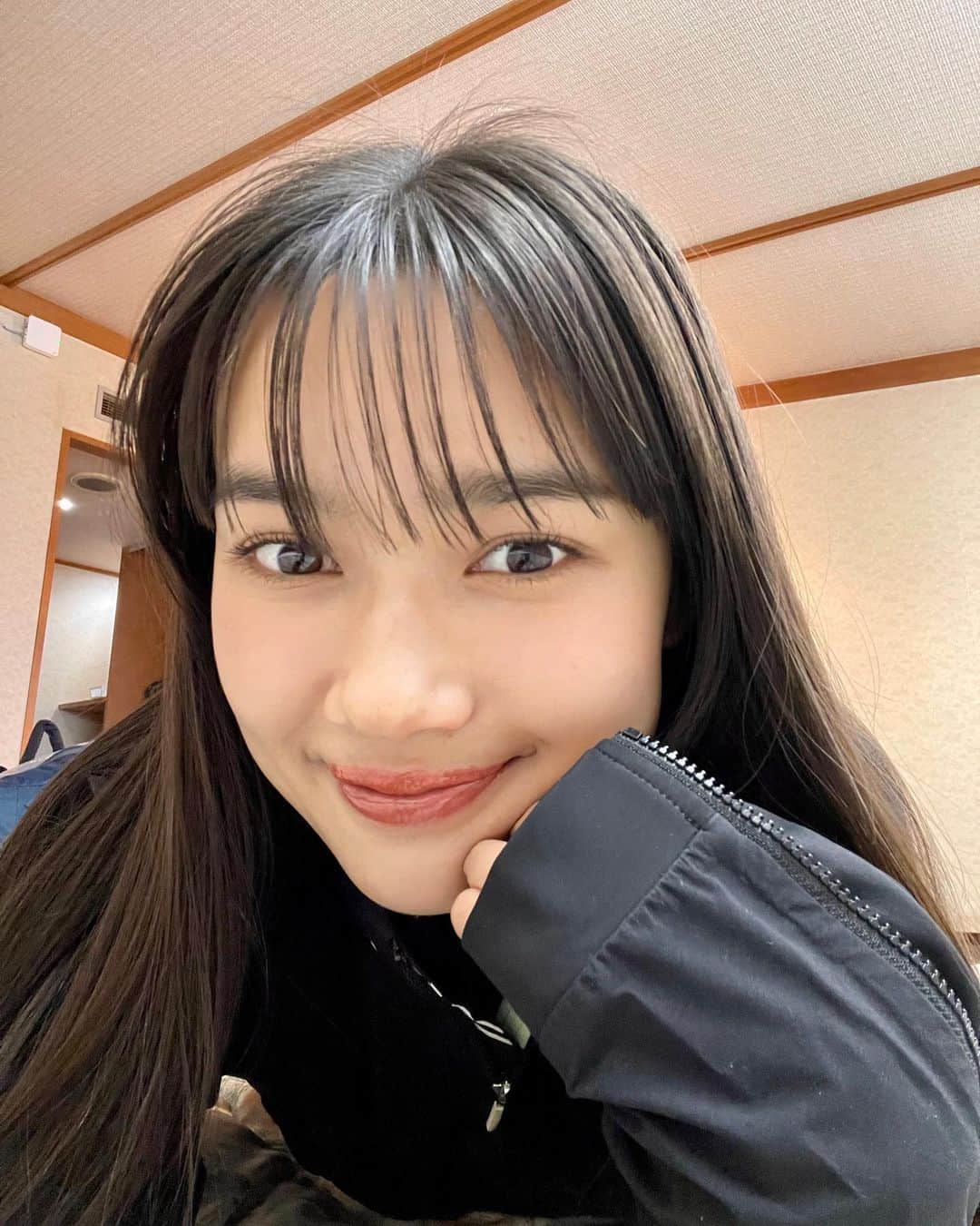 新井舞良のインスタグラム：「ただいま遠征中🌏 今日の私。  I’m away for an athletic meet. I’ll do my best!」