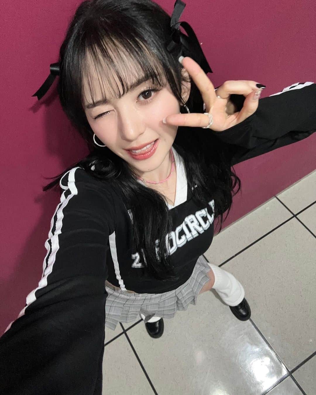 のインスタグラム：「음중에서도 Giddy & Back to the City🐈‍⬛🐾🤍✨💕  #마시로 #MASHIRO #Kep1er #케플러」