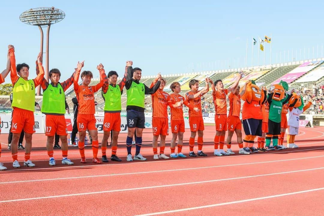 森脇良太さんのインスタグラム写真 - (森脇良太Instagram)「tomorrow game🔥⚽️  ehimefc family Are you ready？  イエーーーーーーーーース😎🤙  #4月16日 #カマタマーレ讃岐 #アウェー」4月15日 20時58分 - moriwaki46_official