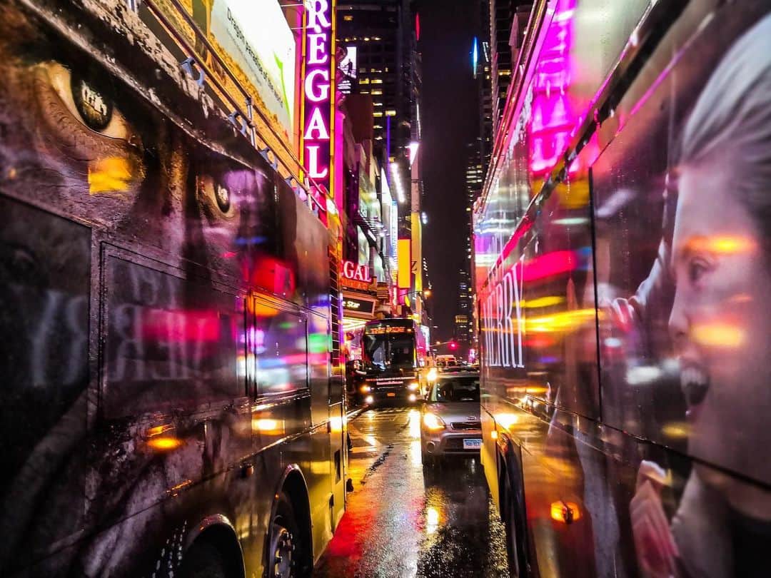 Michael Yamashitaのインスタグラム：「"The Ride"  LIVE Now  An exclusive free redeem on @manifold for @dave.krugman Drip Drop holders  Photograph taken at a lucky red light outside of the Regal Theater on 42nd Street, Manhattan in 2017  #StreetPhotography #NYC   Link in bio」