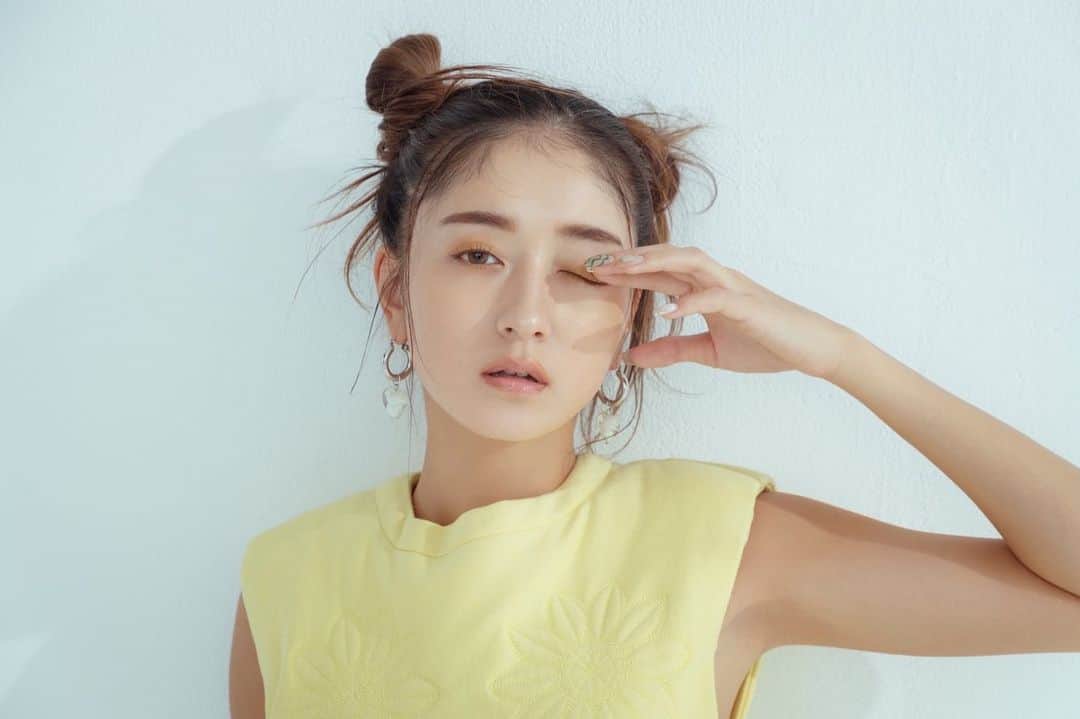 池田美優（みちょぱ）のインスタグラム：「． VOCE 第二弾💛 2パターン目も好き🫶🏾」
