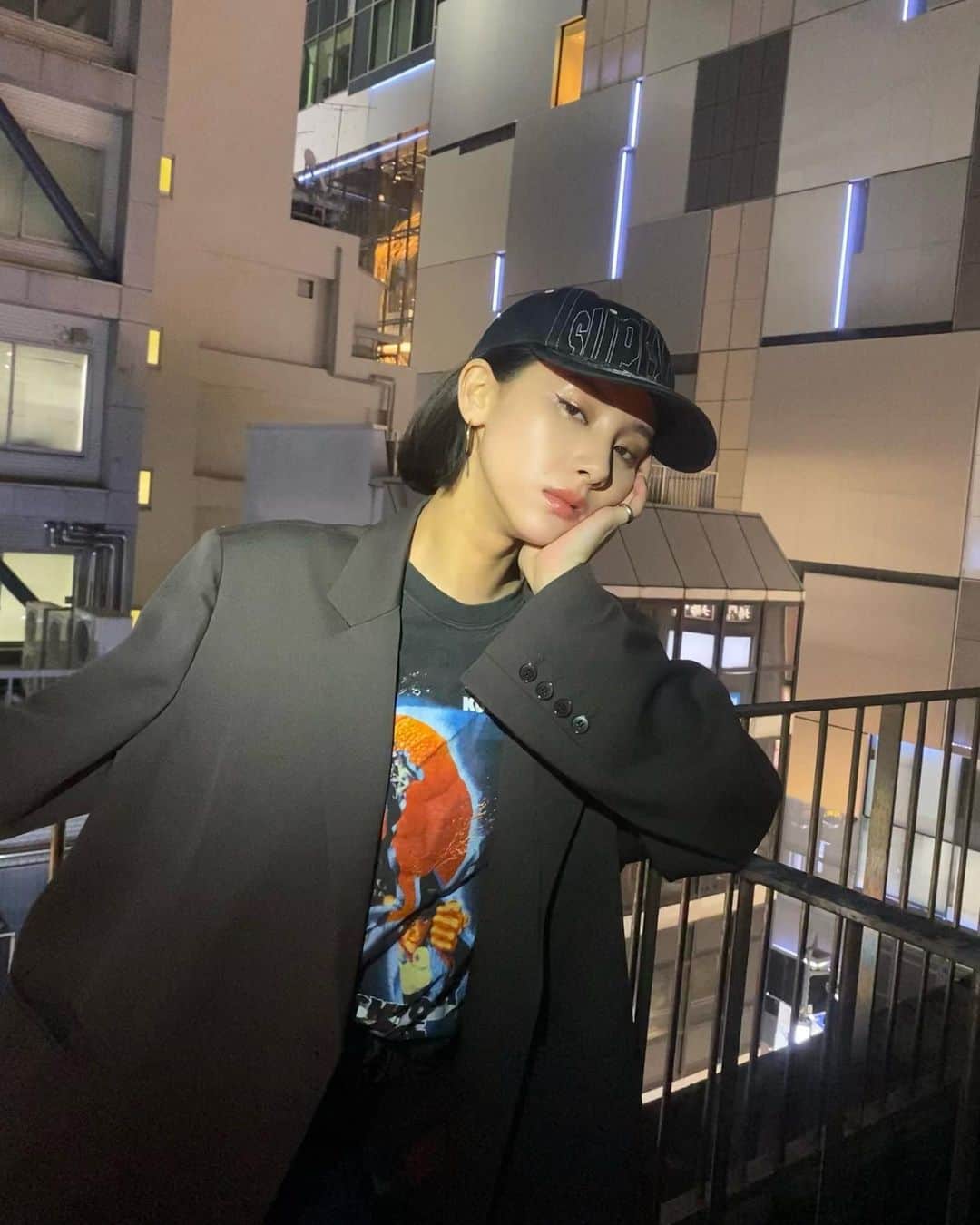 のインスタグラム：「明日晴れるよ💕」