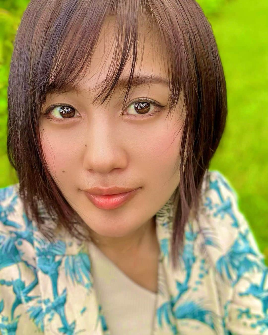 秋吉織栄（宮内かれん）さんのインスタグラム写真 - (秋吉織栄（宮内かれん）Instagram)「素敵な週末を♡  私は引きこもってお仕事です😌 あちこち動きまくるか全く家から出ないか 極端な人生だな〜笑  #どあっぷ #どあっぷ祭  #travel #travelphotography」4月15日 21時13分 - orie.oliiiiie.olivia