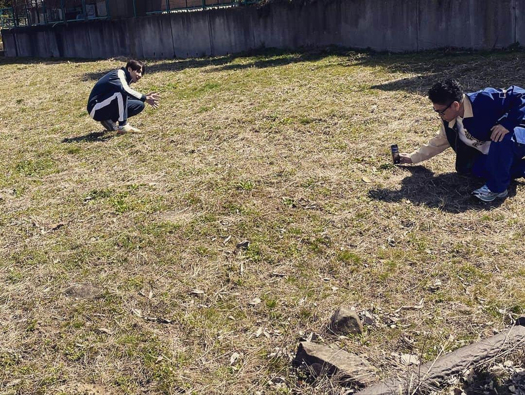 高崎寛之さんのインスタグラム写真 - (高崎寛之Instagram)「来週の青空レストランは僕が作ってる白ヒラタケが登場します😊🍄 皆さん凄く良い人で楽しいロケになりました😄 僕も来週の放送が楽しみです‼️」4月15日 21時21分 - hiro0317