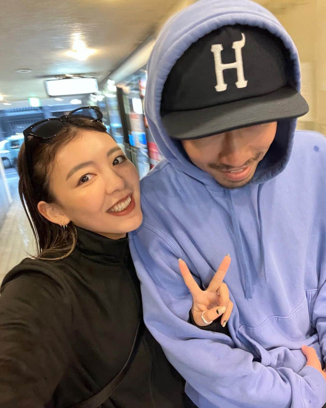 近藤沙良さんのインスタグラム写真 - (近藤沙良Instagram)「雨でも楽しいよねっ☔️  #kyotodate #kyotofood #kyototrip  #bluebottlecoffeekyoto #京都カフェ #京都コーヒー #京都デート #京都グルメ #京都観光 #夫婦デート #京都おすすめスポット #京都旅 #デートスポット #夫婦の時間 #夫婦二人暮らし #夫婦円満の秘訣」4月15日 21時30分 - saaara57