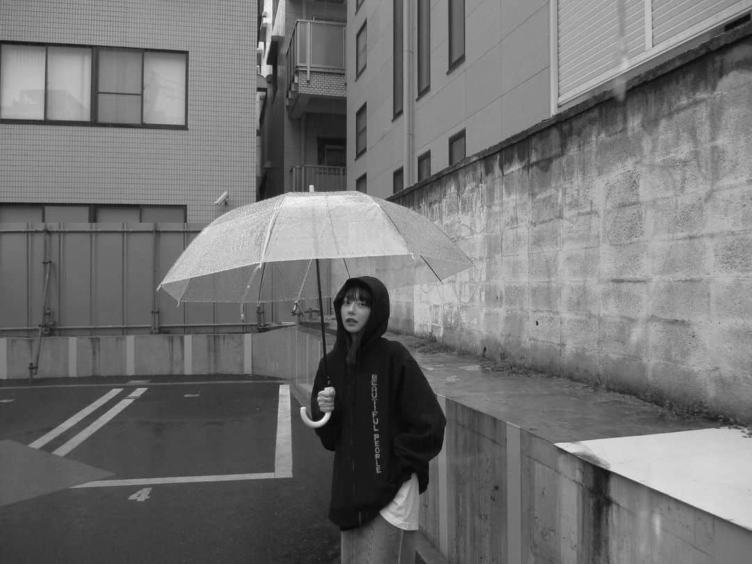 Nagomi（なごみ）さんのインスタグラム写真 - (Nagomi（なごみ）Instagram)「.  最近雨多いね☂️」4月15日 21時58分 - __nagomi32__