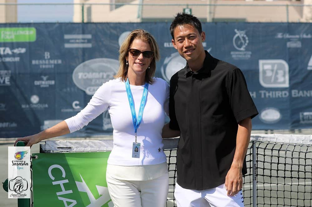 錦織圭のインスタグラム：「It was very nice to be invited to the Sarasota Challenger today. I won this event in 2010.  It was even nicer to hear they are naming their Court 1 the Kei Nishikori Court.  Thank you! 🙏🙏. Very honored.  @sarasotaopentennis」