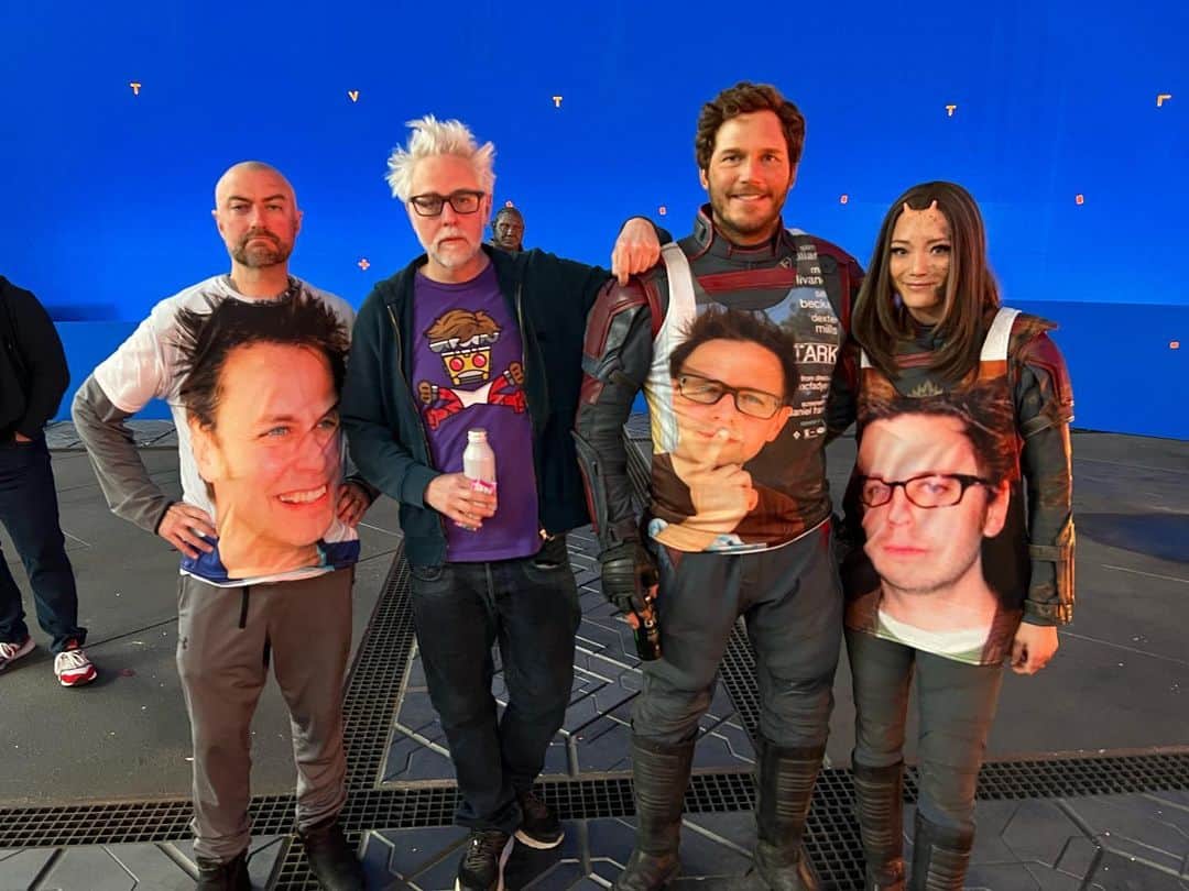 のインスタグラム：「About a year ago everyone showed up to set wearing a me shirt (made by my friend @nathanfillion). #gotgvol3」