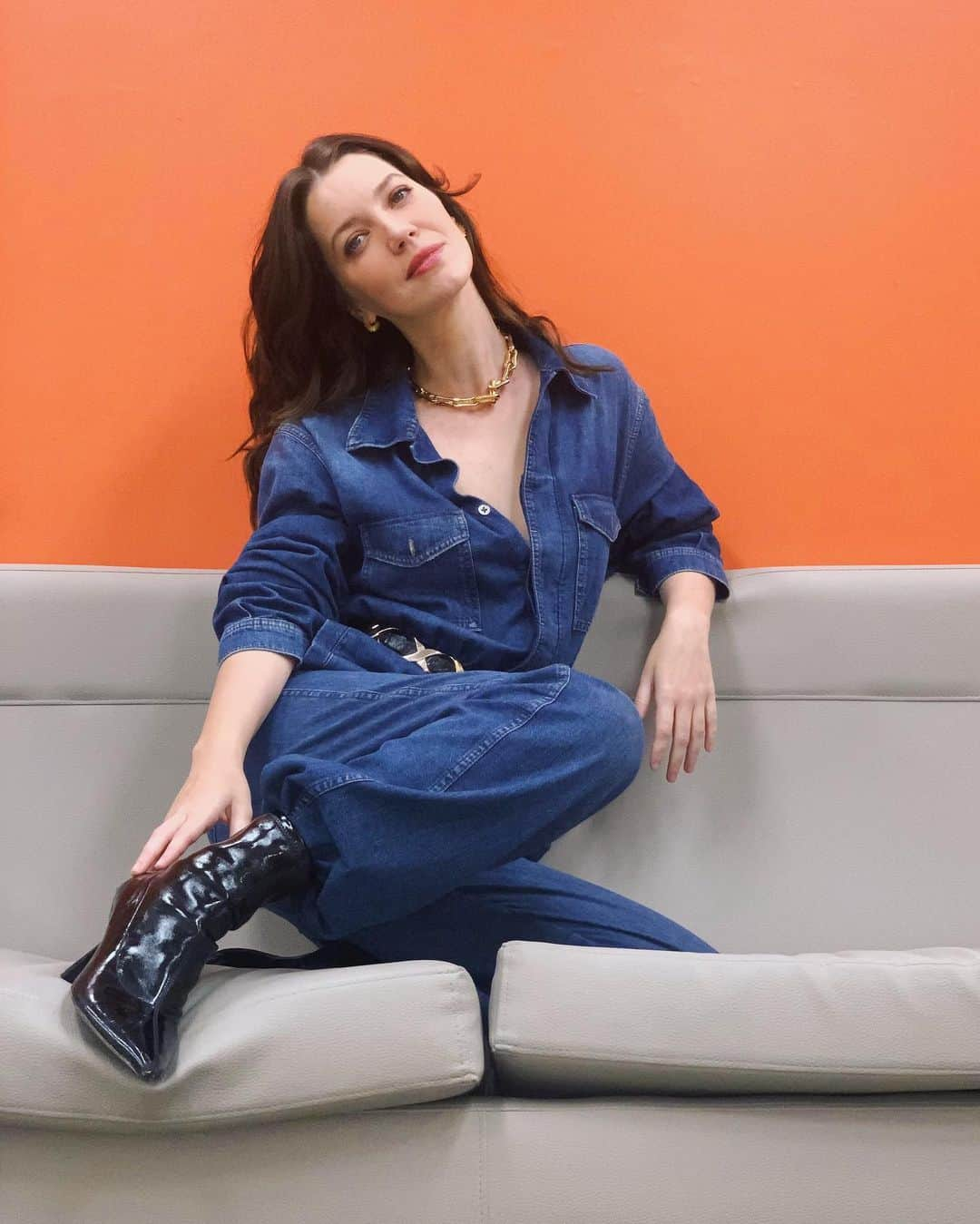 ナタリア・ディルのインスタグラム：「ontem foi dia de Encontro!  styling @marianabarreto」