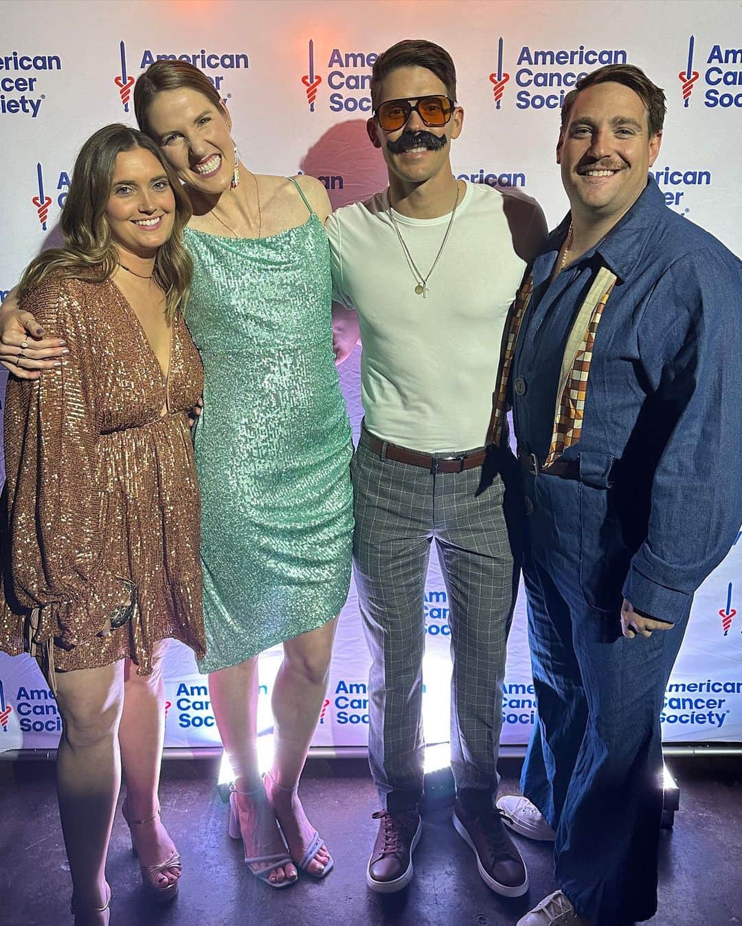 メリッサ・フランクリンのインスタグラム：「Just the most wonderful evening with the most wonderful support system in the world. I have to say from the bottom of my heart, THANK YOU. Thank you so much to everyone who supported and donated to my fundraising campaign, or any campaign that supports the fight against cancer. To be chosen as one of Nashville’s Top 20 Young Professionals by @americancancersociety to help raise money and awareness meant the world to me, and it was an honor to meet the amazing other men and women selected. Tomorrow we have Swim Across America (@saaswim) here in Nashville and it’s just a whole weekend dedicated to fighting cancer and I couldn’t be more excited or proud of the communities and people showing up to make their difference.」