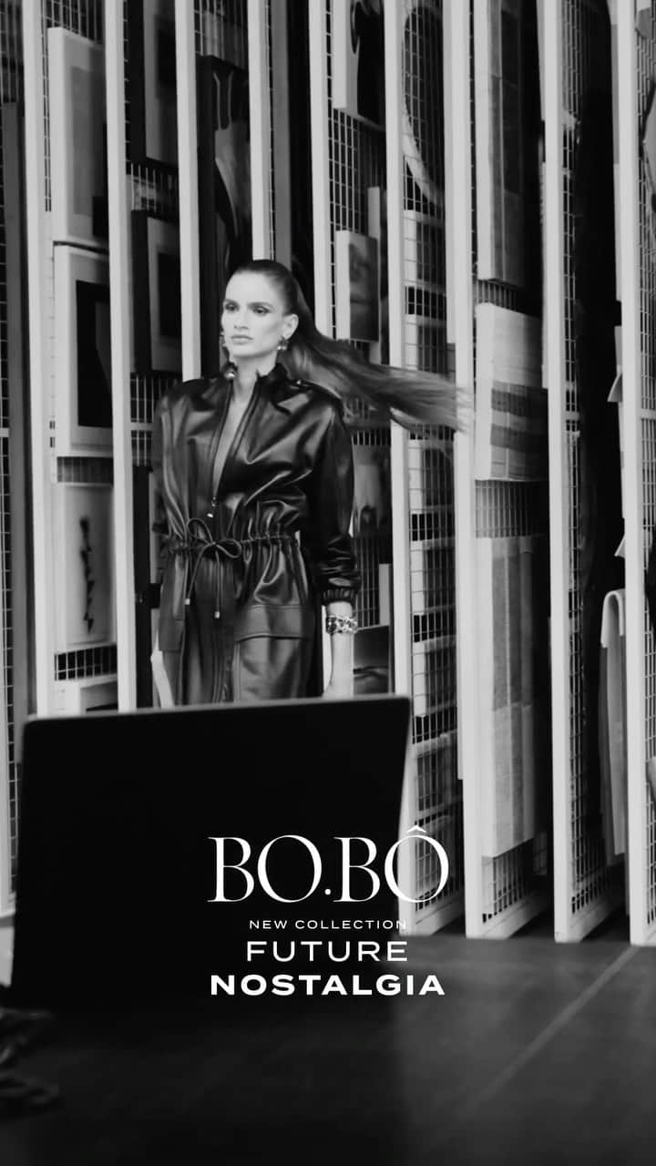 BO.BOのインスタグラム：「Love at first sight! ✨ Descubra o novo casaco da coleção #BOBOFutureNostalgia e experimente usá-lo também como vestido!   Disponível nas lojas e online.」