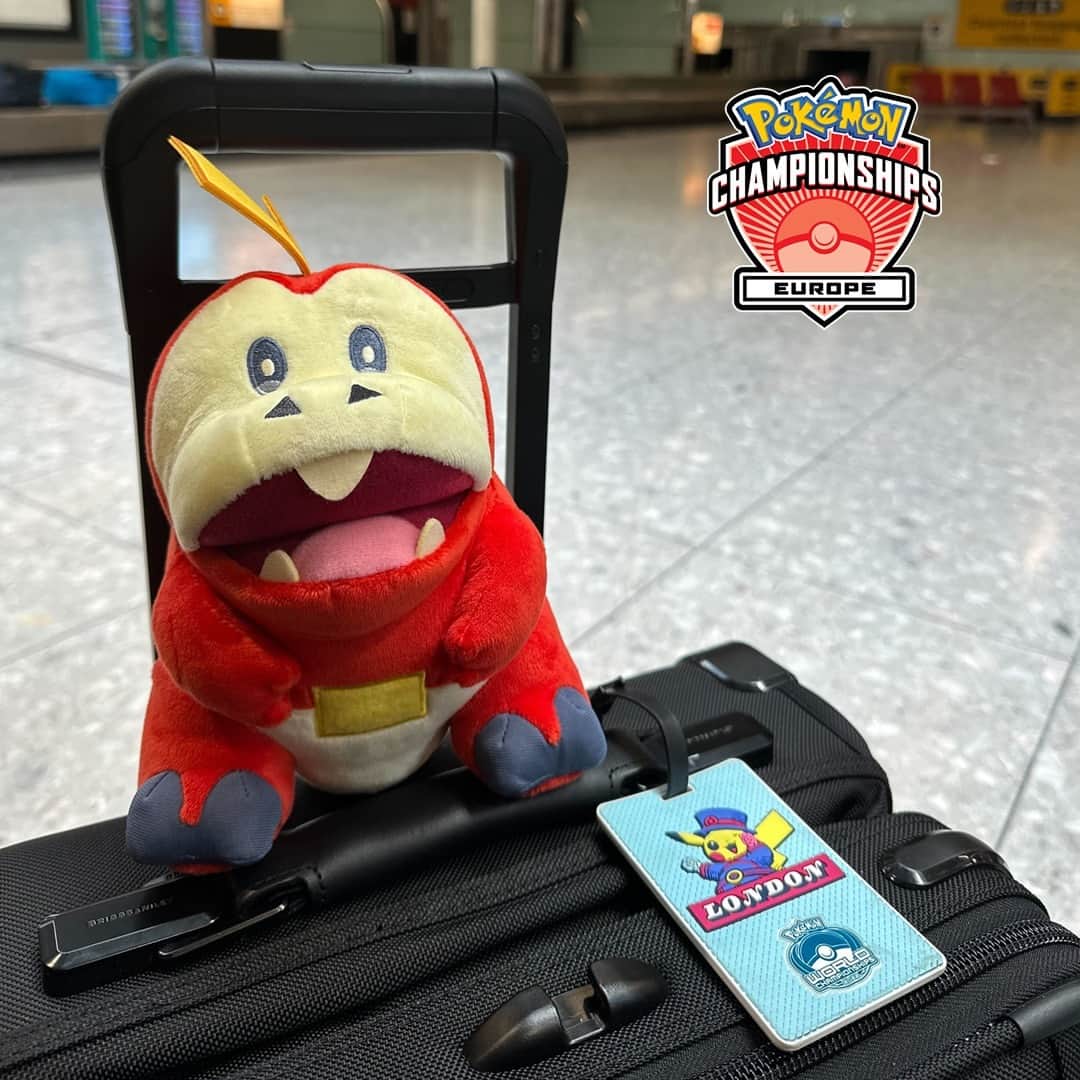 Pokémonさんのインスタグラム写真 - (PokémonInstagram)「Cheers, Trainers! Look who made the journey over to London for the 2023 European International Championships! 🍃🔥💧Where should they go next? #PokemonEUIC」4月16日 5時00分 - pokemon
