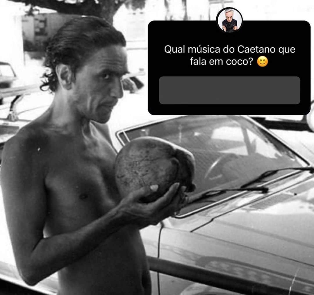 カエターノ・ヴェローゾのインスタグラム：「Qual música minha fala em coco? Comente aqui! 👀🥥   Conheça a #PlaylistDoCaetano no @spotifybrasil. Link nos stories! 💿❤️  📷: Autor não identificado  #CaetanoVeloso #UnsProduções #MeuCoco」