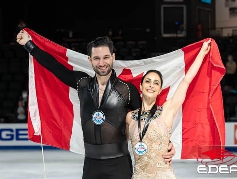 マキシム・デシャンさんのインスタグラム写真 - (マキシム・デシャンInstagram)「Quel saison ce fut! Nous venons tout juste de terminer notre dernière compétition de la saison avec le world team trophy. Nous sommes très contents de notre saison avec plus de rêves accomplis. Si nous avons réussi, c’est grâce à notre équipe d’entraîneurs qui sont là jour après jour, notre équipe de soutien également (physio, préparation physique, préparation mental) et bien sûr, le soutien de la famille et des amis. Un gros merci à vous tous qui avez été là à nous supporter.  Maintenant que la saison est terminé, nous sommes déjà en préparatif pour la saison prochaine. Nous avons de gros objectifs afin de nous surpasser encore plus.  La saison prochaine, nous allons avoir les championnats mondiaux à la maison à Montréal. Nous avons extrêmement hâte de pouvoir vivre cette expérience, et pour ceux qui se le demande, nous avons comme objectif, les olympiques de 2026.  Encore une fois, un gros merci à tous Et un gros merci à ma partenaire  @deannamsd622    @skate_canada @patinageqc @patinagesudouest @epjm_team @edeaskates @jackson.ultima @xpressionelite @sk8mixhugo  @isufigureskating @ekinoxphysioetbienetre  #jacksonfamily #edeaskates #edeafamily #figureskating  #vaudreuil #cparvaudreuil #isu  #grandprix #worldchampionships #wtt @angela_medea #montreal2024」4月16日 6時06分 - maximedeschamps