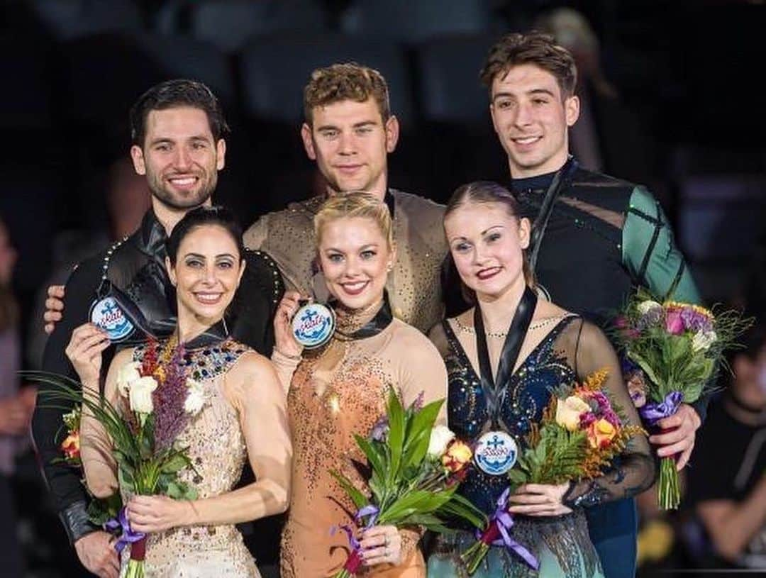 マキシム・デシャンさんのインスタグラム写真 - (マキシム・デシャンInstagram)「Quel saison ce fut! Nous venons tout juste de terminer notre dernière compétition de la saison avec le world team trophy. Nous sommes très contents de notre saison avec plus de rêves accomplis. Si nous avons réussi, c’est grâce à notre équipe d’entraîneurs qui sont là jour après jour, notre équipe de soutien également (physio, préparation physique, préparation mental) et bien sûr, le soutien de la famille et des amis. Un gros merci à vous tous qui avez été là à nous supporter.  Maintenant que la saison est terminé, nous sommes déjà en préparatif pour la saison prochaine. Nous avons de gros objectifs afin de nous surpasser encore plus.  La saison prochaine, nous allons avoir les championnats mondiaux à la maison à Montréal. Nous avons extrêmement hâte de pouvoir vivre cette expérience, et pour ceux qui se le demande, nous avons comme objectif, les olympiques de 2026.  Encore une fois, un gros merci à tous Et un gros merci à ma partenaire  @deannamsd622    @skate_canada @patinageqc @patinagesudouest @epjm_team @edeaskates @jackson.ultima @xpressionelite @sk8mixhugo  @isufigureskating @ekinoxphysioetbienetre  #jacksonfamily #edeaskates #edeafamily #figureskating  #vaudreuil #cparvaudreuil #isu  #grandprix #worldchampionships #wtt @angela_medea #montreal2024」4月16日 6時06分 - maximedeschamps