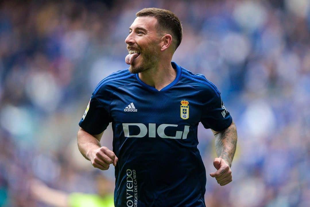 のインスタグラム：「3 puntos muy importantes. Seguimos! ⛏️⚽️L♥️」