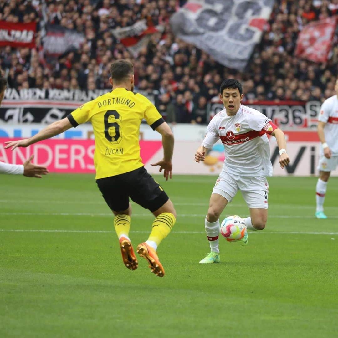 遠藤航のインスタグラム：「.. .We never give up until the end 🔥 Let’s gooooo ‼️ . #vfb #stuttgart #germany #🇩🇪 #🇯🇵 #bundesliga #nevergiveup #team #spirit  #samurai #samuraispirit」