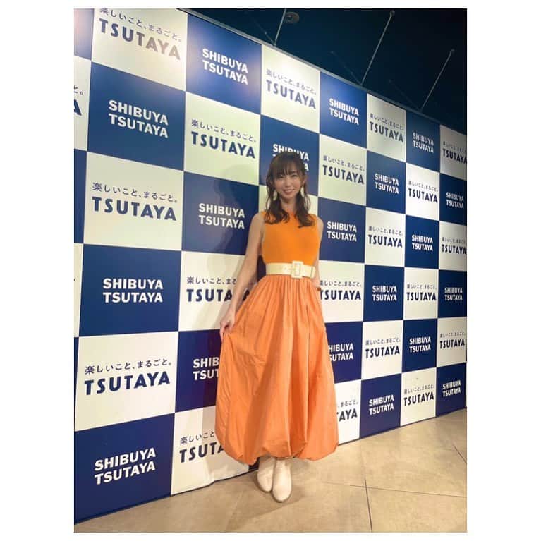 塩地美澄のインスタグラム：「写真集『Pearl』出版記念イベントに ご参加の皆さま お気持ちの込もったプレゼントやお手紙まで 大変ありがとうございました!  今朝のスポーツ紙に イベントについて掲載いただきました 紙面を是非チェックしてみて下さいね。  日刊スポーツ（芸能ファイルに記載） デイリースポーツ 東京中日スポーツ  ※スポーツニッポン、RBB TODAY、ENCOUNT、よろず〜ニュースなどWEBにも掲載いただきました  渋谷TSUTAYAでの オンラインイベントの時間も最高でした🔥  ✅写真集『Pearl』発売になりました #塩地美澄」
