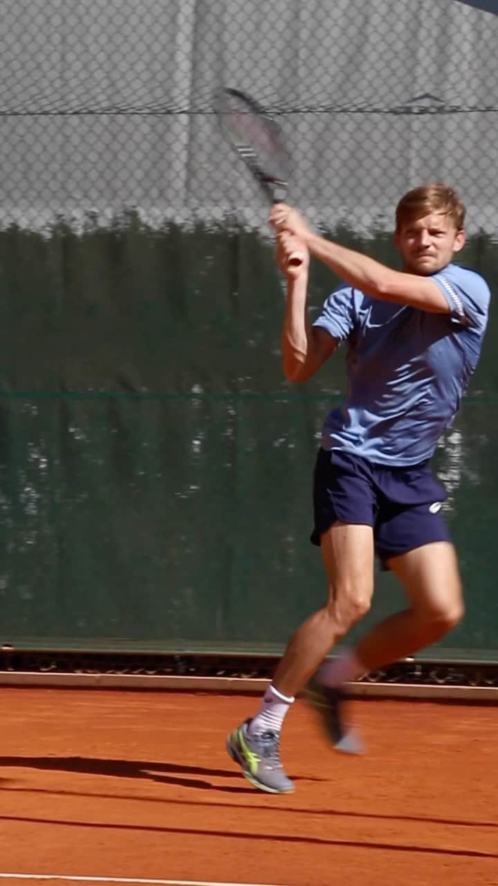 ダビド・ゴフィンのインスタグラム：「Getting ready 🔥   @david__goffin | #BCNOpenBS」