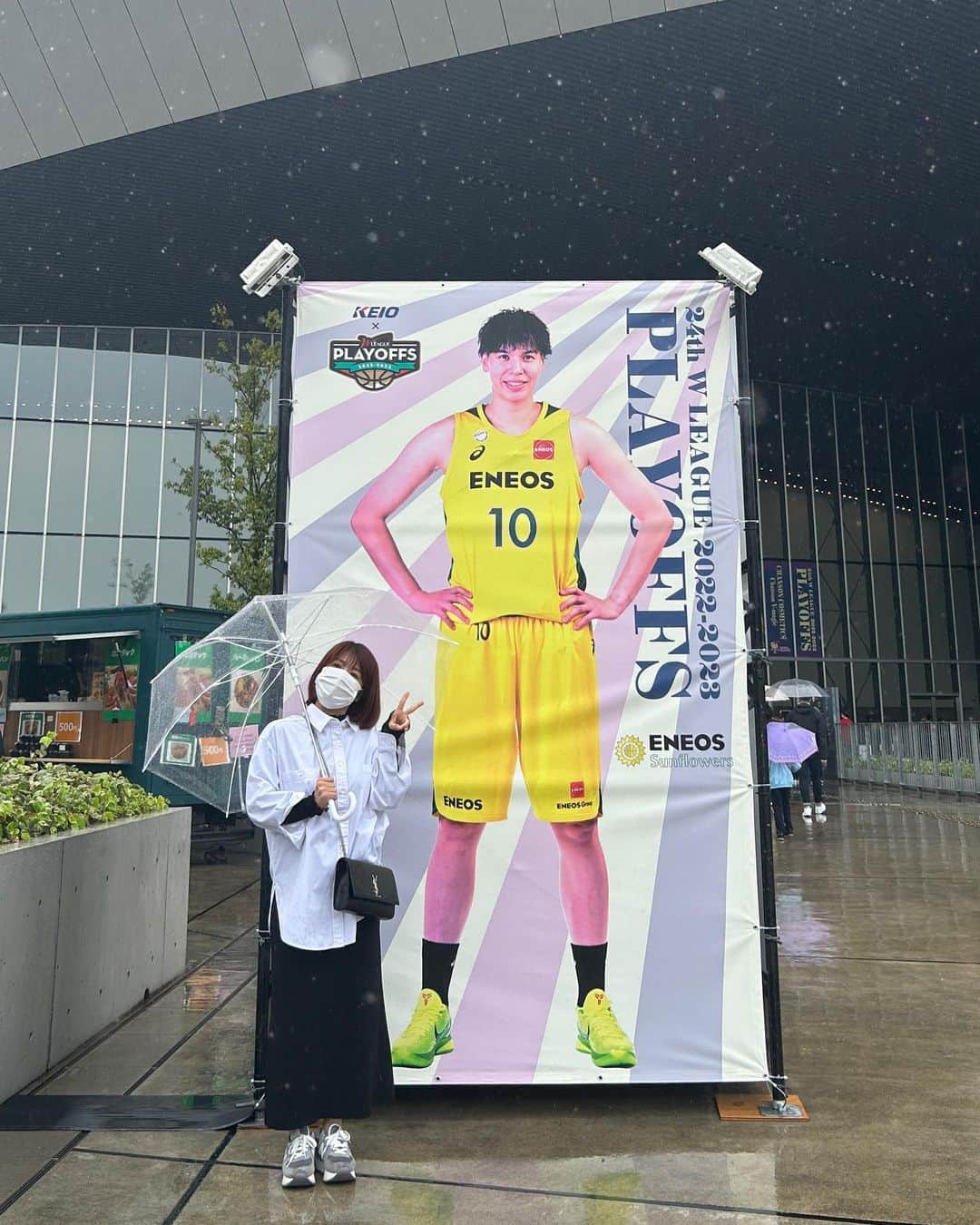 藤井瑞希さんのインスタグラム写真 - (藤井瑞希Instagram)「・ ・ 久しぶりに来夢の試合を生観戦してきました☺️🏀 ・ 見てるだけで息が切れそうになるし、痺れる展開も多いし、スピード感あるプレーにあっという間の時間になりました！ ・ いよいよ明日はプレーオフ最終戦。 ・ 怪我せず頑張ってね✨ ・ ・ #渡嘉敷来夢 #バスケ #wleague」4月16日 18時05分 - bdmntnfujiimizuki