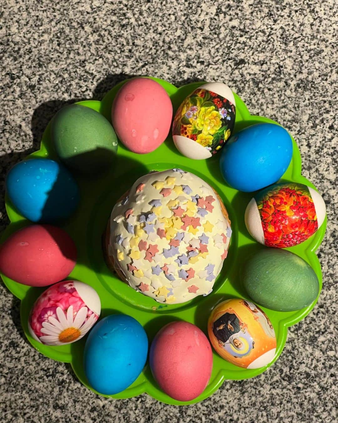 ポリーナ・ラヒモワさんのインスタグラム写真 - (ポリーナ・ラヒモワInstagram)「Happy Easter ! Щасливого Великодня !!! Христос Воскрес! #easter2023 #христосвоскрес #великодень」4月16日 18時55分 - polina_rahimova
