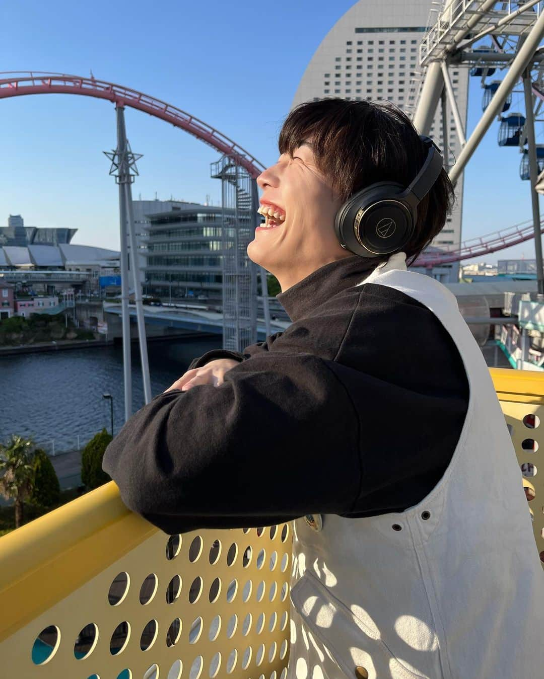 石原知哉さんのインスタグラム写真 - (石原知哉Instagram)「こう見えてジェットコースター乗れます🎢え？どう見えて？   #コスモワールド  #コスモパニックの非常口  #model  #reels  #vlog  #ootd  #style  #문빈#feedxwear  #aestheticphotos  #dailylife  #asianboy  #asianfashion  #foryou  #japan  #korea  #half  #outfit  #셀카샷  #셀카  #패션  #데일리룩  #dailylook  #오오티디 #얼스타그 #셀카그램 #reelsinsutaglam #fff #lfl」4月16日 18時58分 - tomoya_isihara