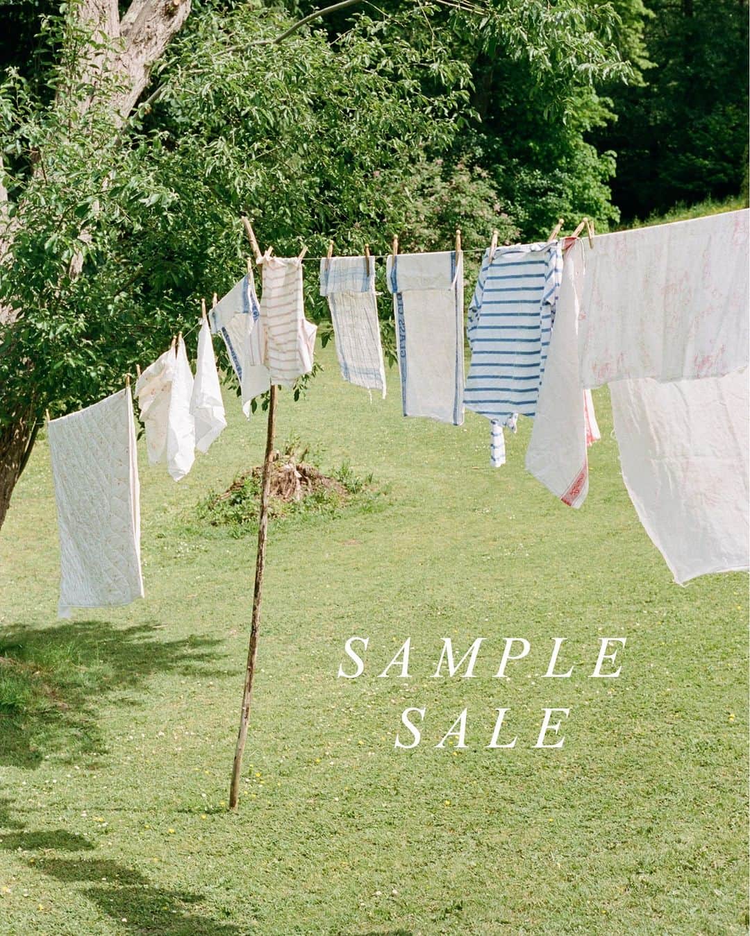 キャベジズ&ローゼズのインスタグラム：「Join us for our annual fashion and fabric sample sale!   SATURDAY 22ND APRIL 10-4PM  CABBAGES AND ROSES  3 WEST END  BRUTON, SOMERSET  BA10 0BQ  *PLEASE DO NOT PARK AT THE PETROL STATION」