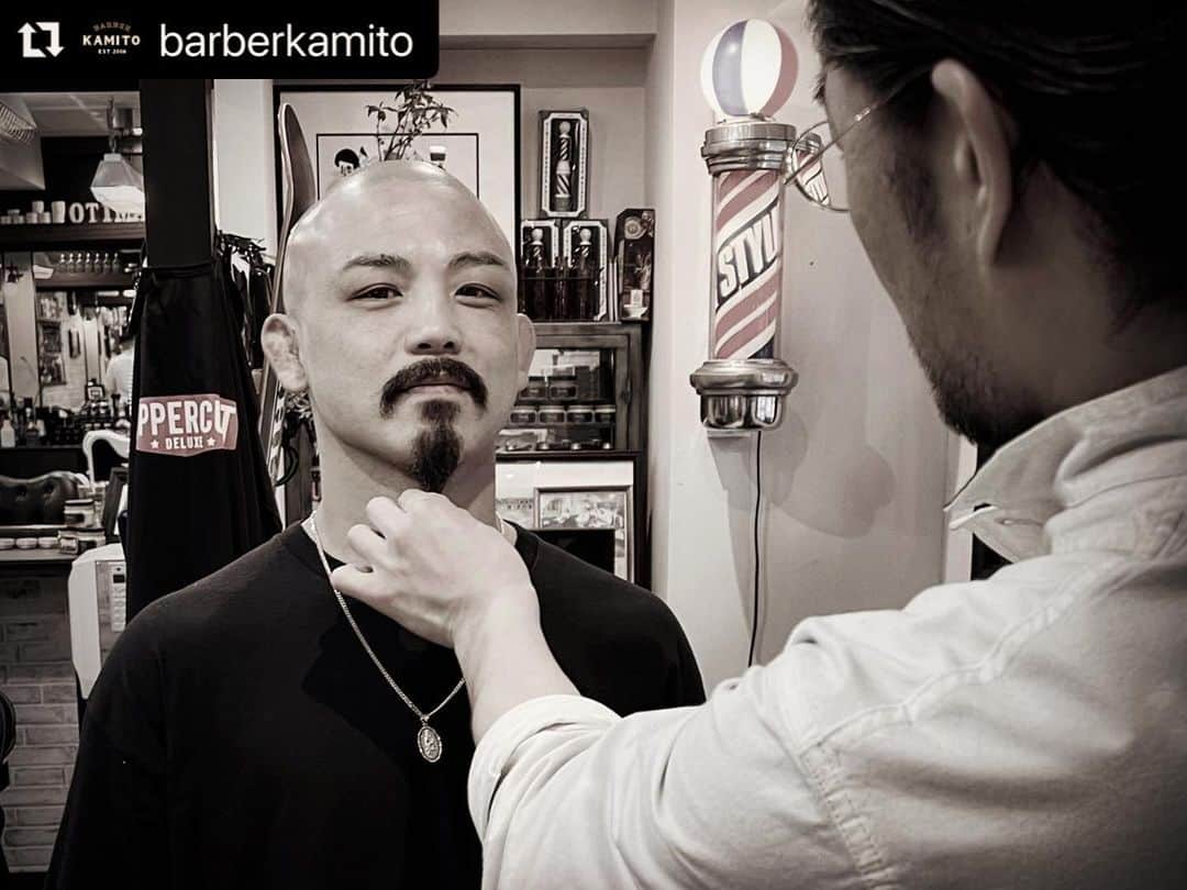 倉本一真のインスタグラム：「Thank you for the shave💈 @barberkamito」