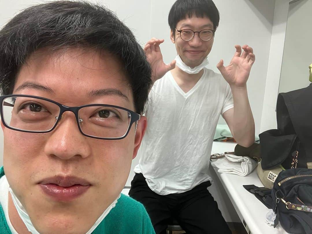 のインスタグラム：「お、おひらや！幕張なのに！」