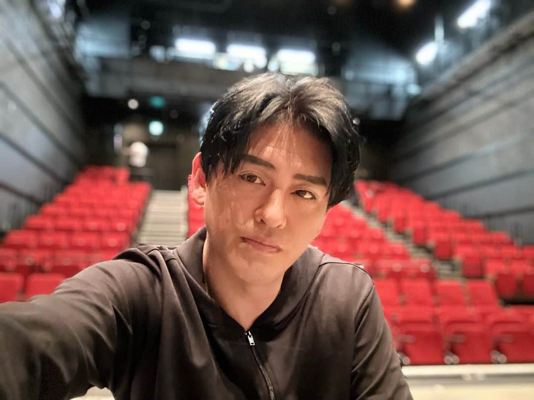 賀集利樹のインスタグラム