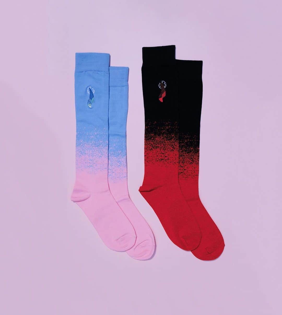 meyocoさんのインスタグラム写真 - (meyocoInstagram)「Angel and Demon socks 👼👿 April preorders are live, link in bio! ✨」4月17日 8時00分 - meyoco