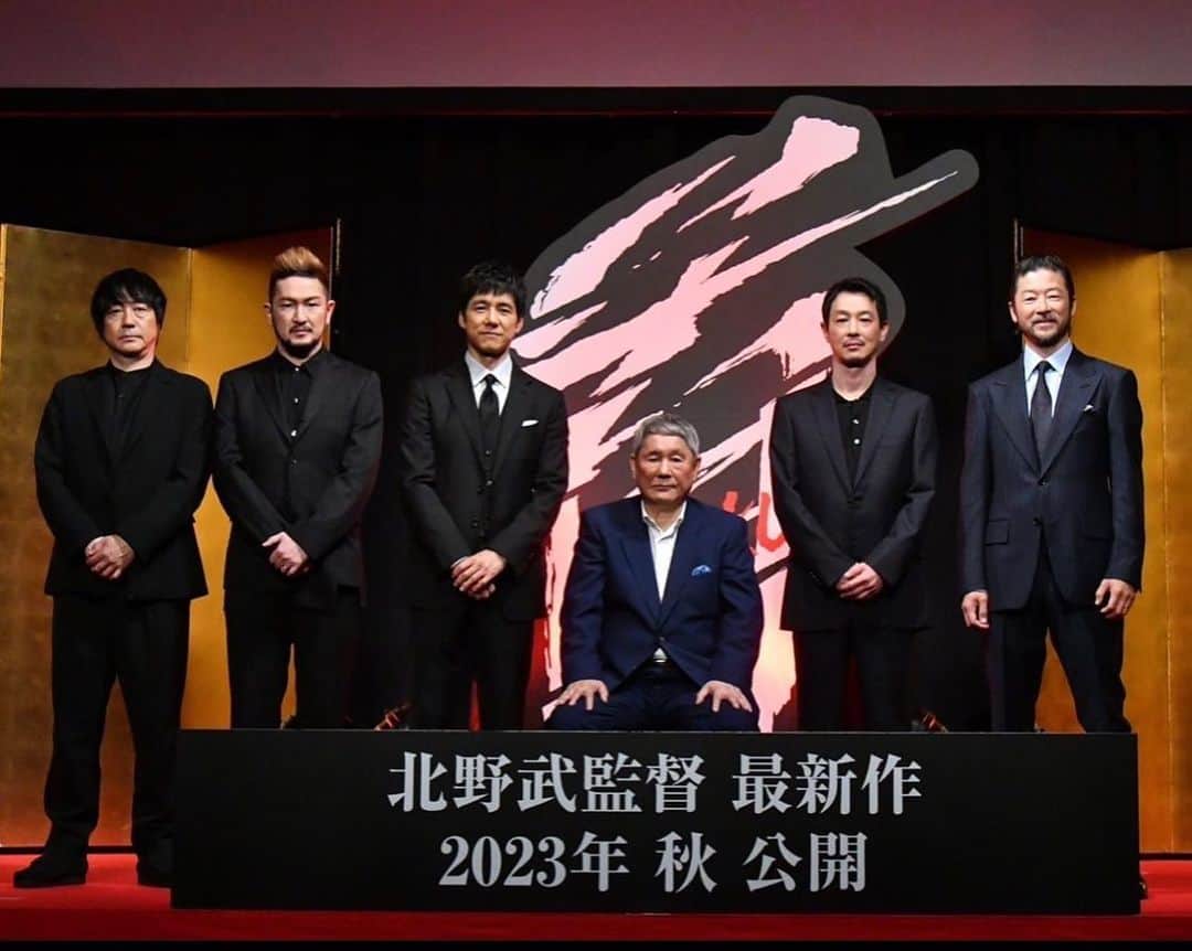 浅野忠信のインスタグラム：「「首」 北野武監督最新作 最高に面白い映画です! よろしくお願いします!」