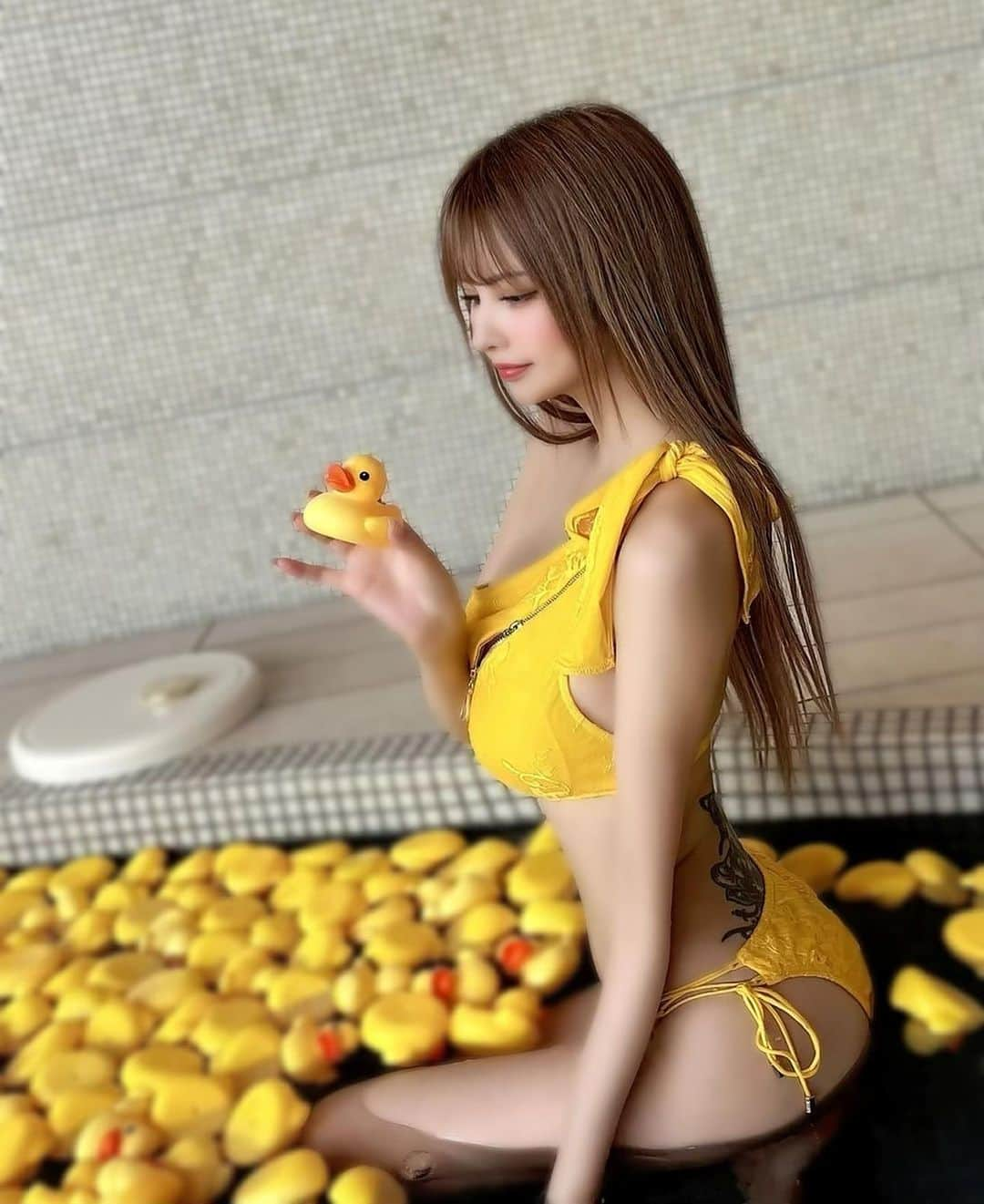 夏目こころさんのインスタグラム写真 - (夏目こころInstagram)「🐥💛」4月16日 15時54分 - corocorococoro0901