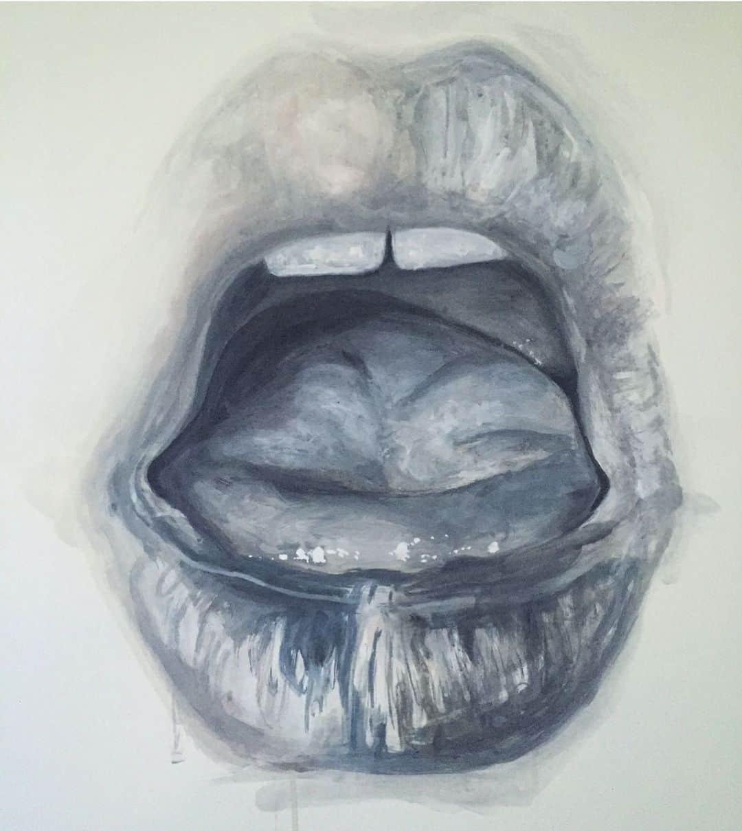 glorianotoのインスタグラム：「Back in the day when I used to paint mouth portraits 👅」