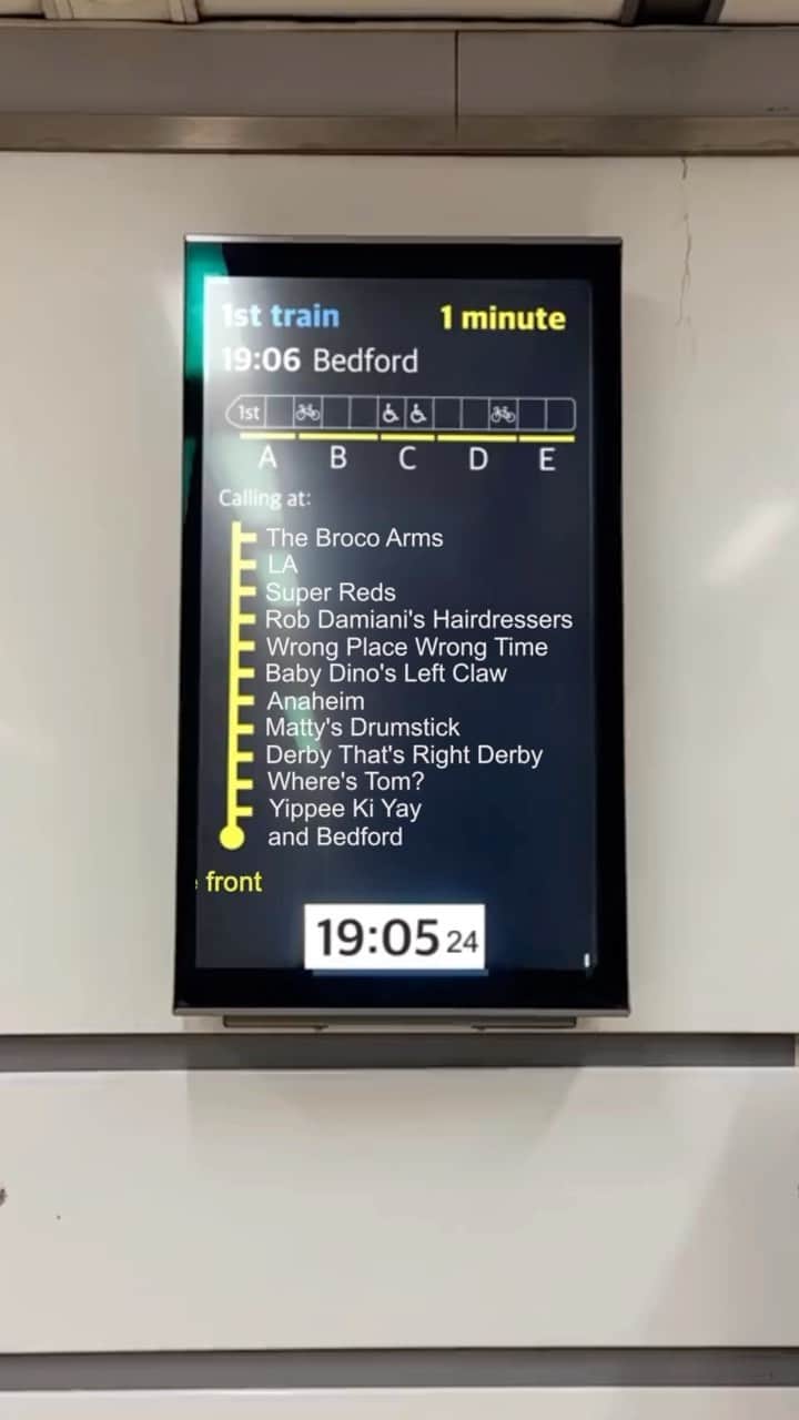 Don Brocoのインスタグラム：「Bedford… Where’s Bedford? 🚂」