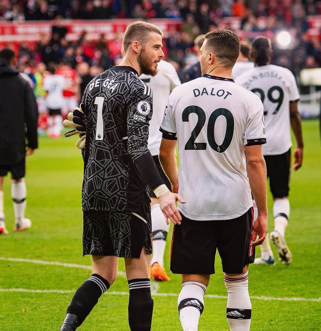 ダビド・デ・ヘアのインスタグラム：「Hard work continues and a BIG victory today 🔴」