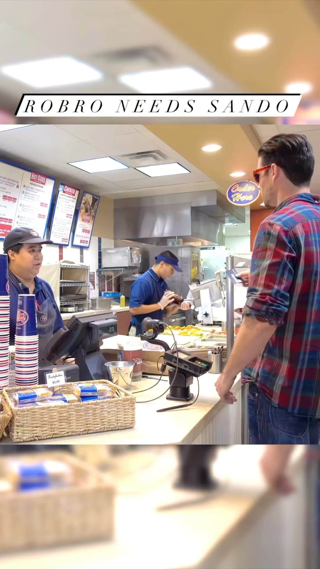 Chadd Smithのインスタグラム：「Where my sando lovers at 🦾👀 Personally I can’t survice without them 😩 what’s your favorite sandwich spot?? 🤖🤌🏼🥪」