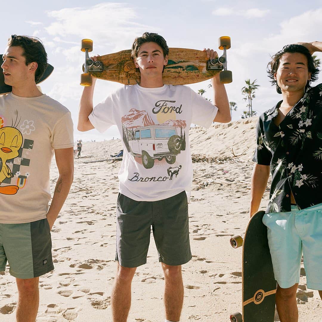 エアロポステールのインスタグラム：「Beach boy slay #WearAero」