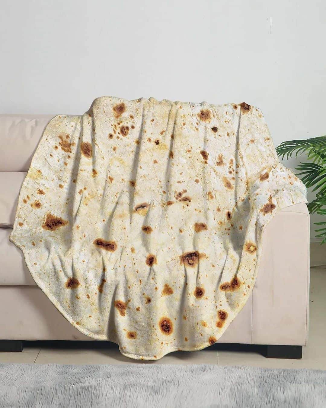 SHEINさんのインスタグラム写真 - (SHEINInstagram)「Now THAT'S what we call comfort food 😋 Which makes you want to snuggle up after a warm meal? 👇  🔎13145463 13296512  #SHEIN #SHEINforAll #SHEINstyle #fashion #chic」4月16日 20時08分 - sheinofficial