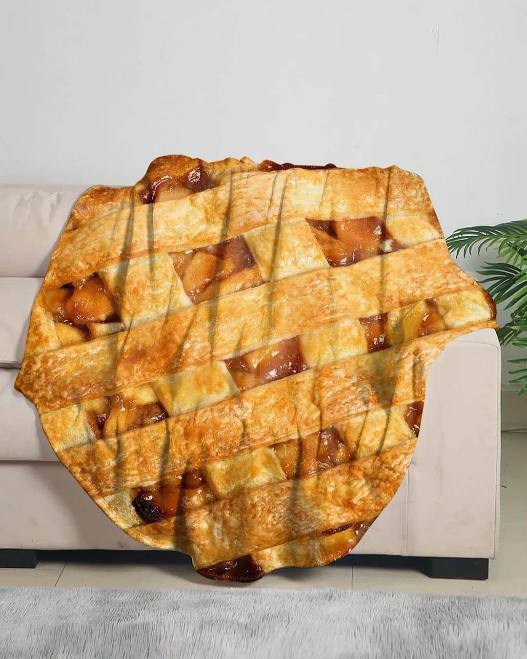 SHEINさんのインスタグラム写真 - (SHEINInstagram)「Now THAT'S what we call comfort food 😋 Which makes you want to snuggle up after a warm meal? 👇  🔎13145463 13296512  #SHEIN #SHEINforAll #SHEINstyle #fashion #chic」4月16日 20時08分 - sheinofficial