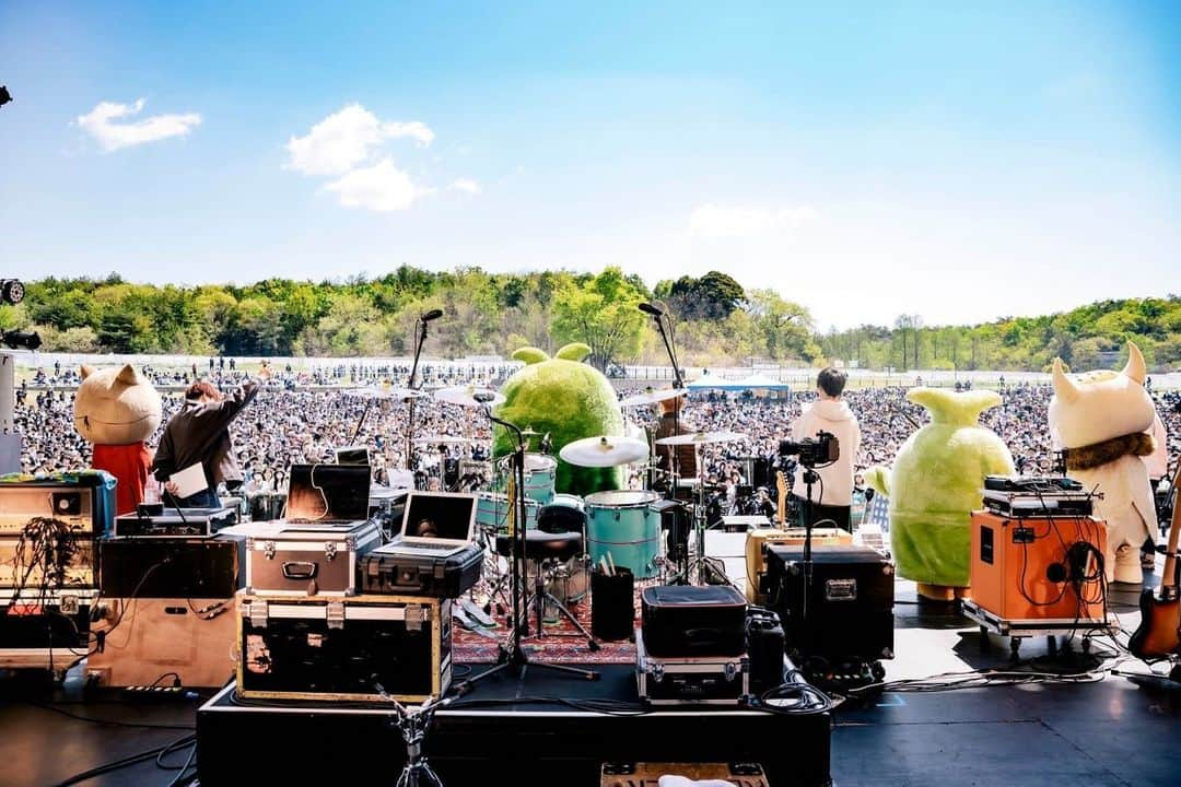 04 Limited Sazabysさんのインスタグラム写真 - (04 Limited SazabysInstagram)「. YON FES 2023💛」4月16日 20時17分 - 04limitedsazabys_official